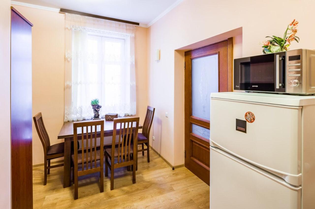 Romari Лесі Українки Apartment Lviv Exterior photo